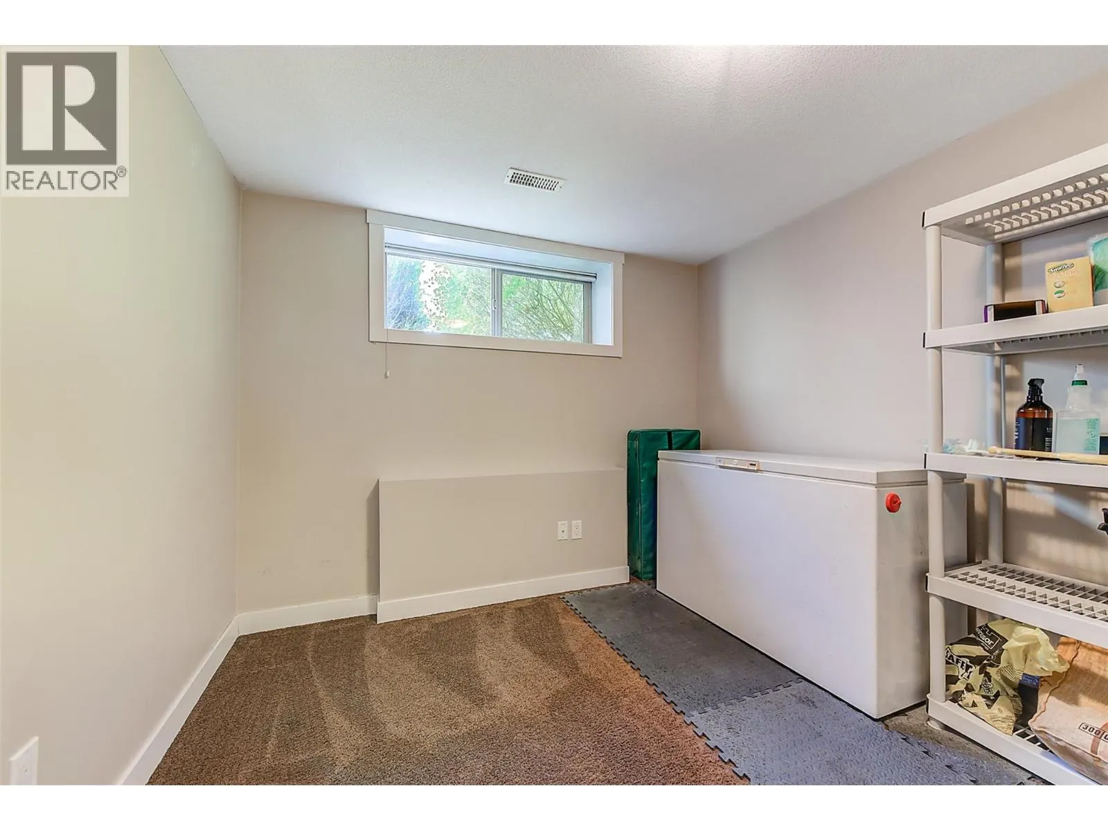 244 Prior Road S