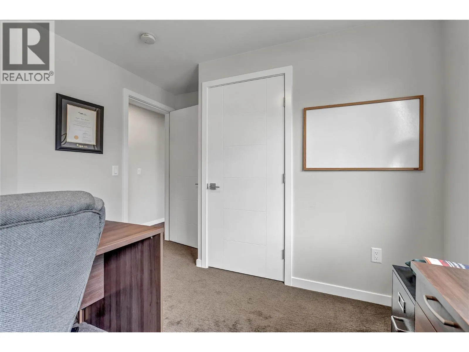 1515 Highland Drive N Unit# 34