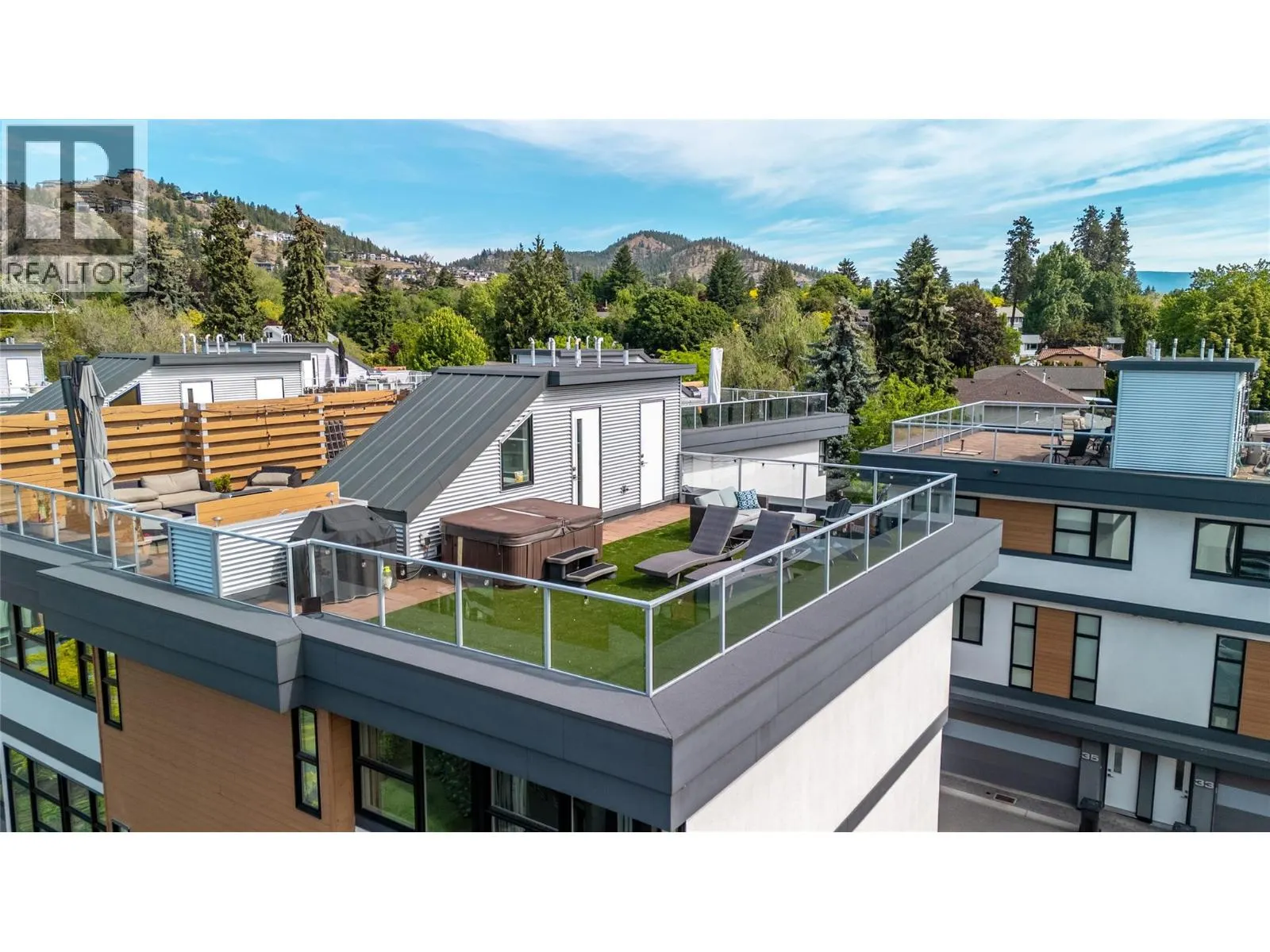 1515 Highland Drive N Unit# 34