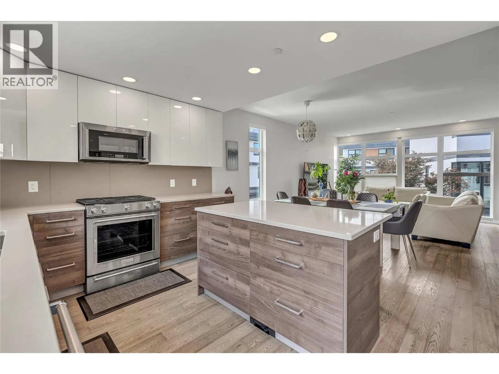 1515 Highland Drive N Unit# 34