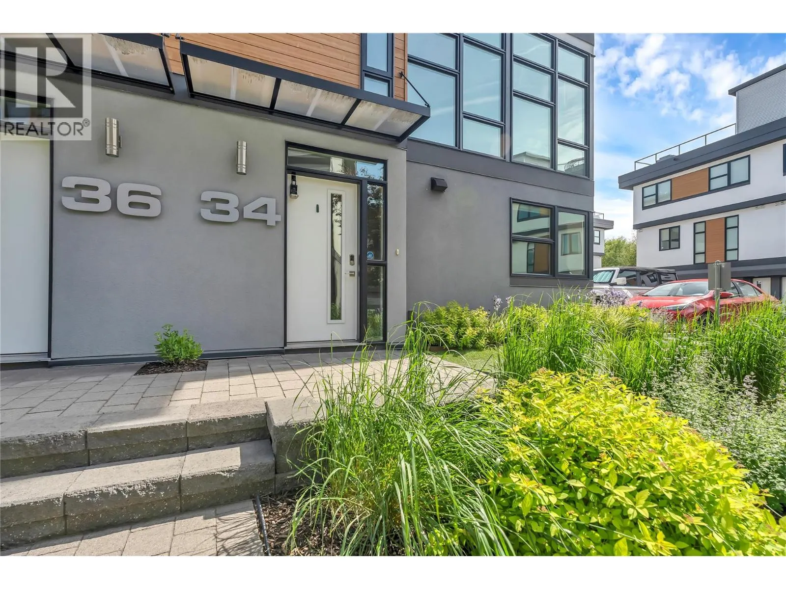 1515 Highland Drive N Unit# 34