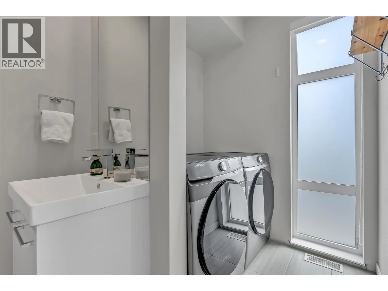 1515 Highland Drive N Unit# 34