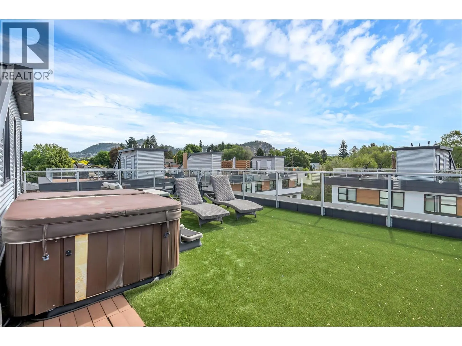 1515 Highland Drive N Unit# 34