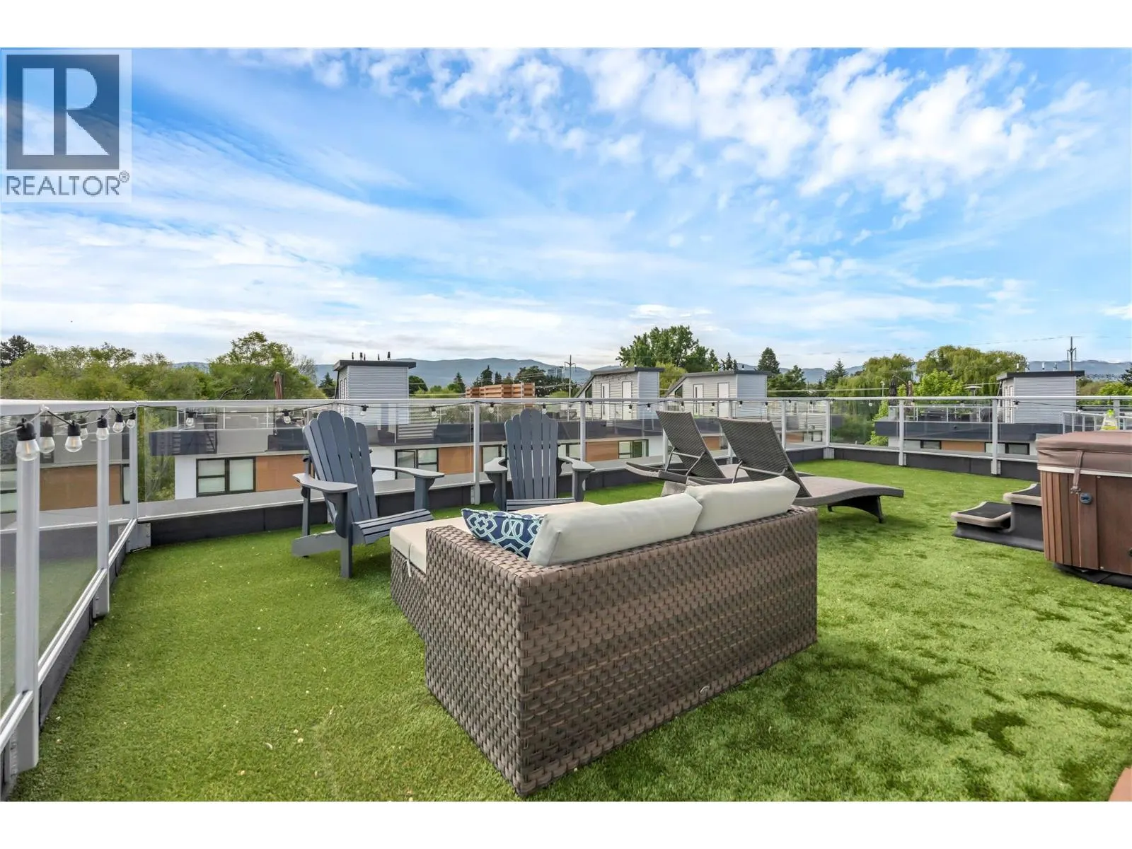 1515 Highland Drive N Unit# 34