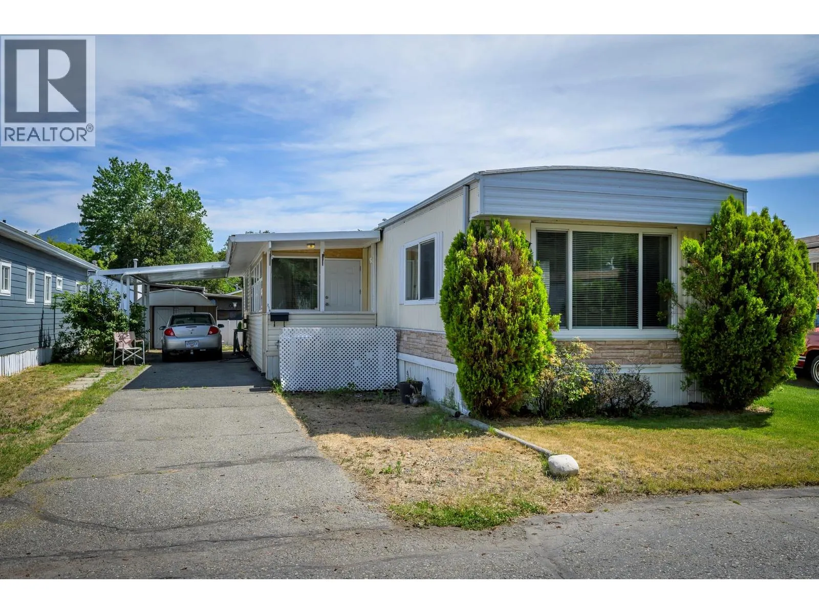 2400 OAKDALE Way Unit# 216