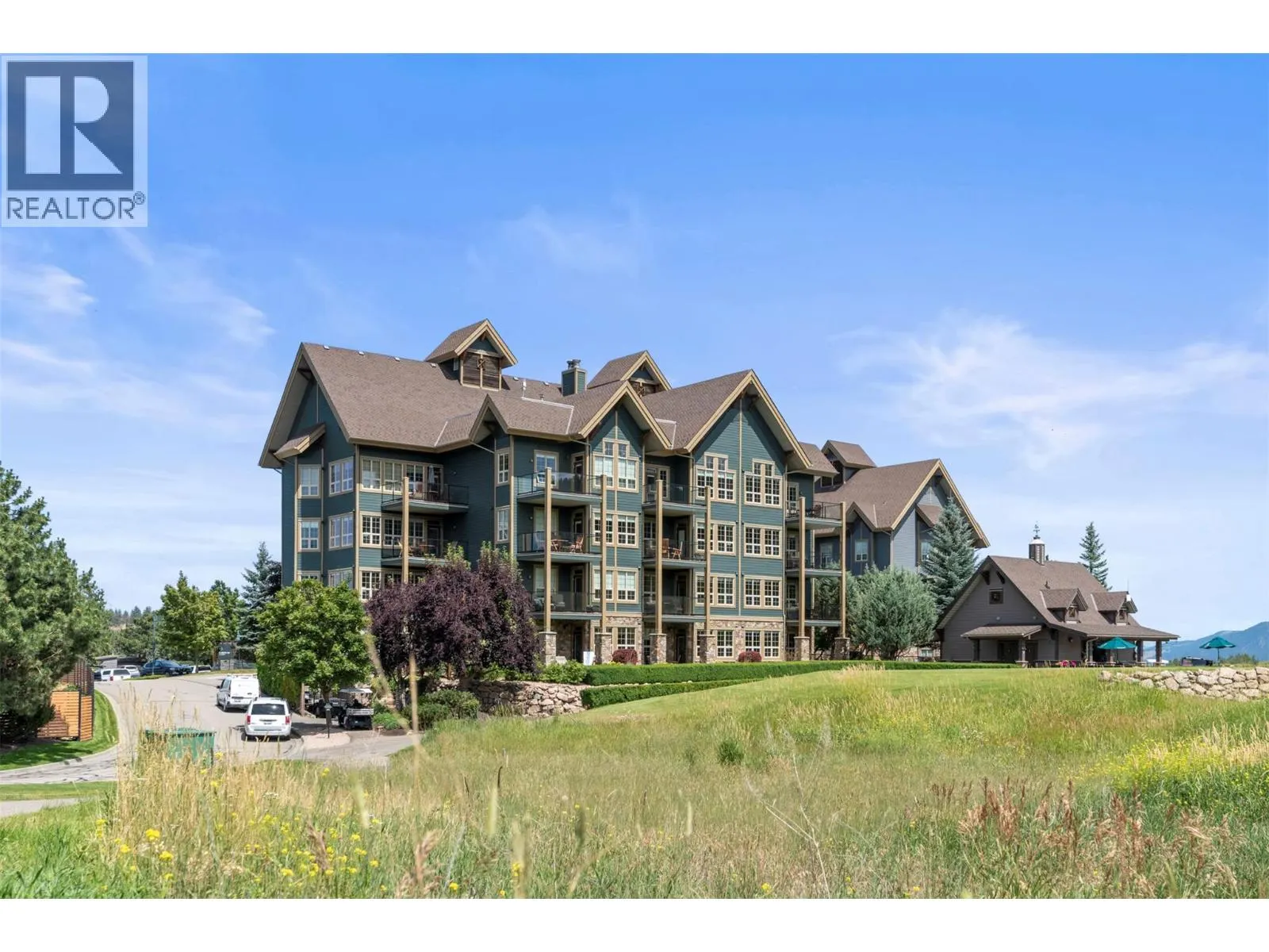 105 Village Centre Court Unit# 321