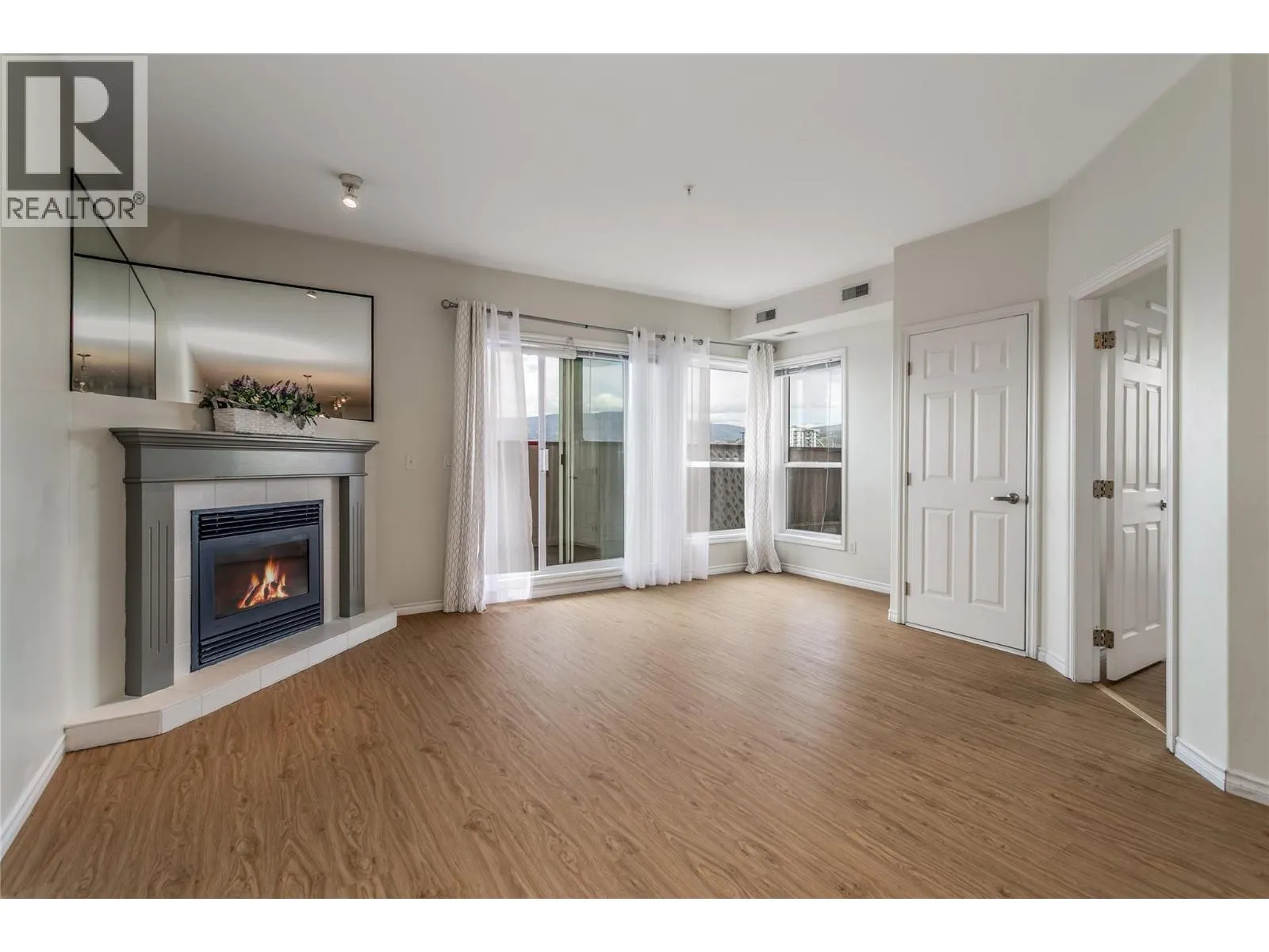 2388 Baron Road Unit# 208
