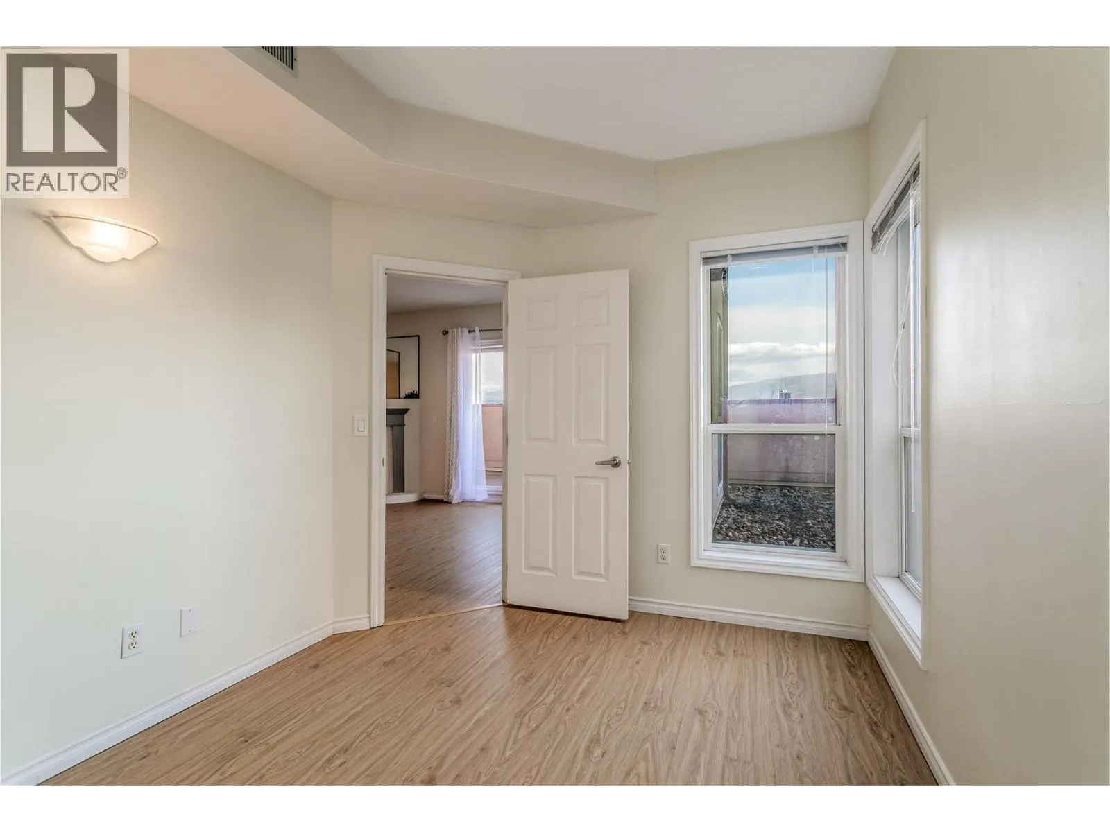 2388 Baron Road Unit# 208
