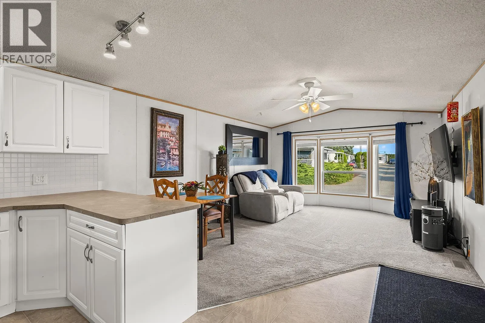 2005 Boucherie Road Unit# 95