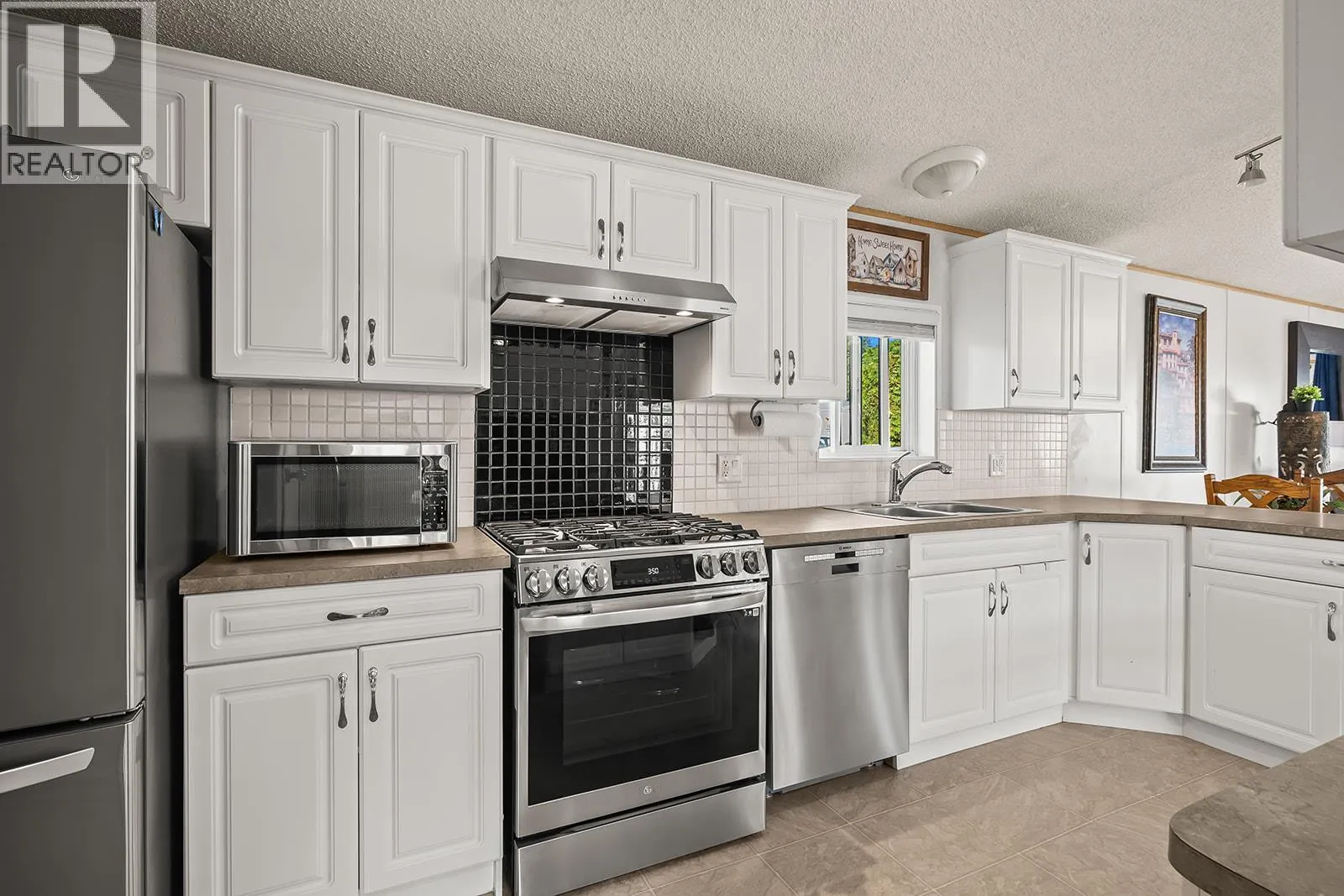 2005 Boucherie Road Unit# 95