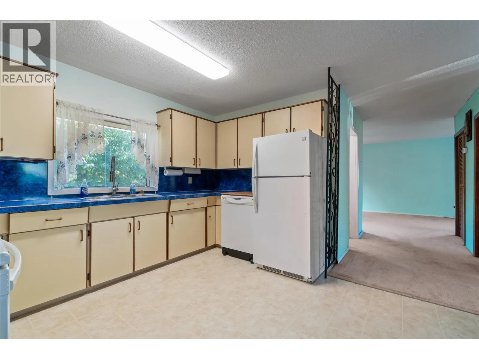 2602 Blind Bay Road