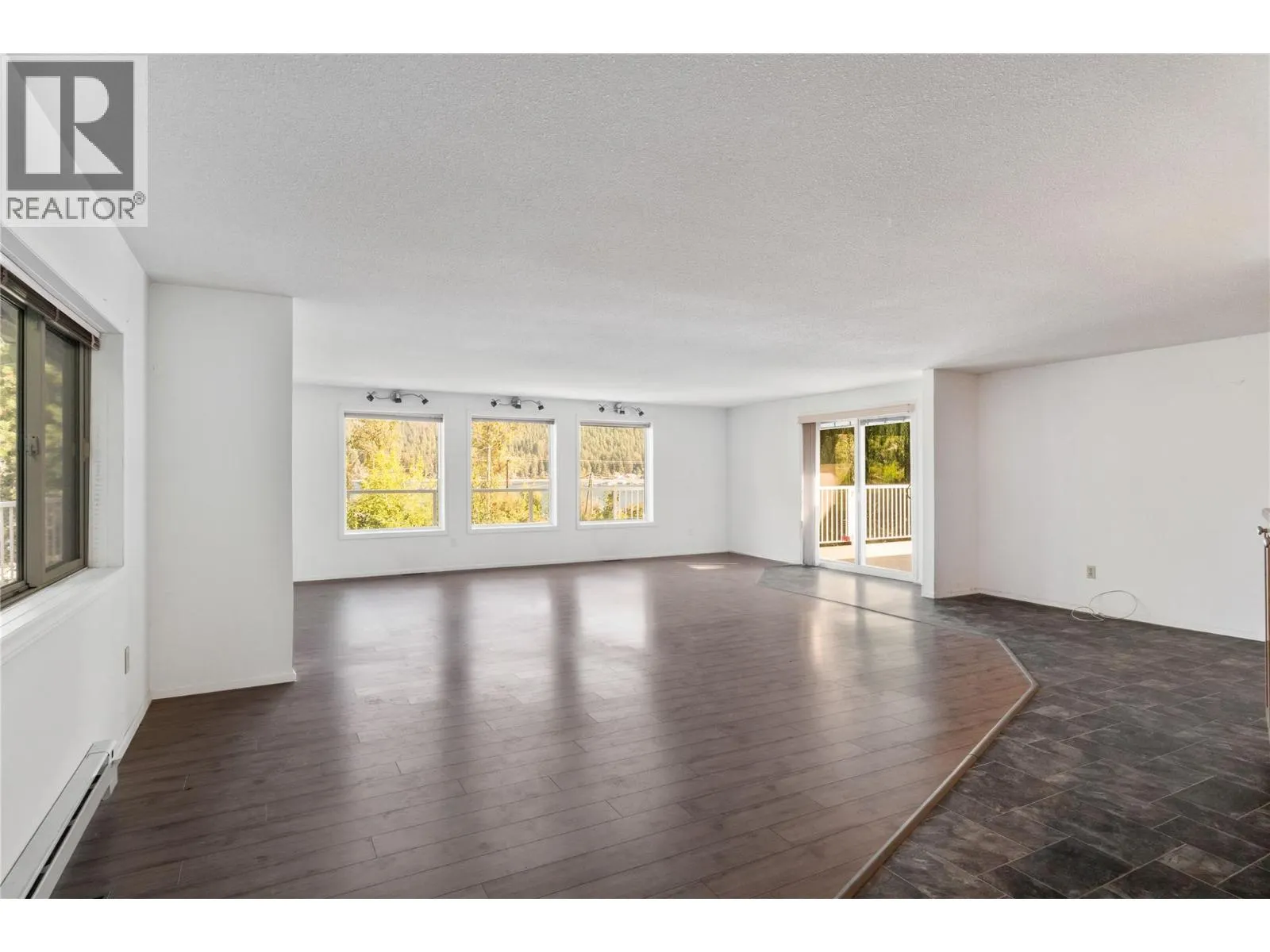 2662 CENTENNIAL Drive