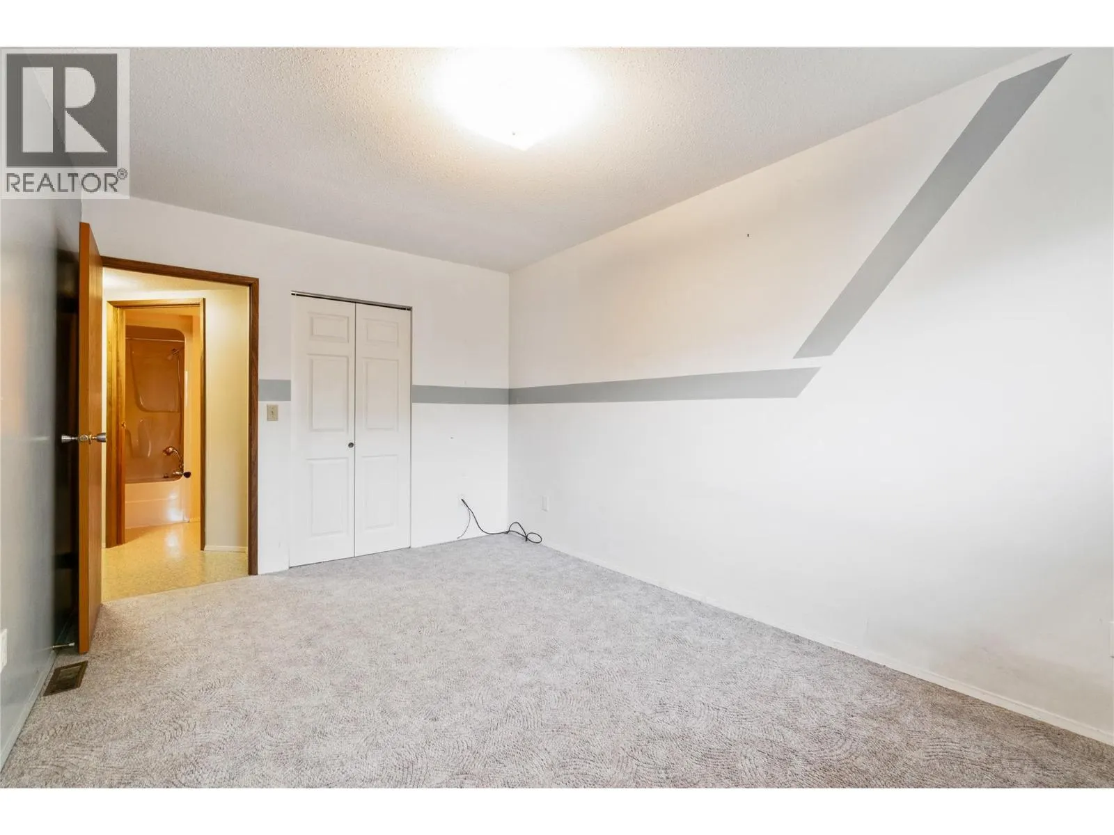 2662 CENTENNIAL Drive