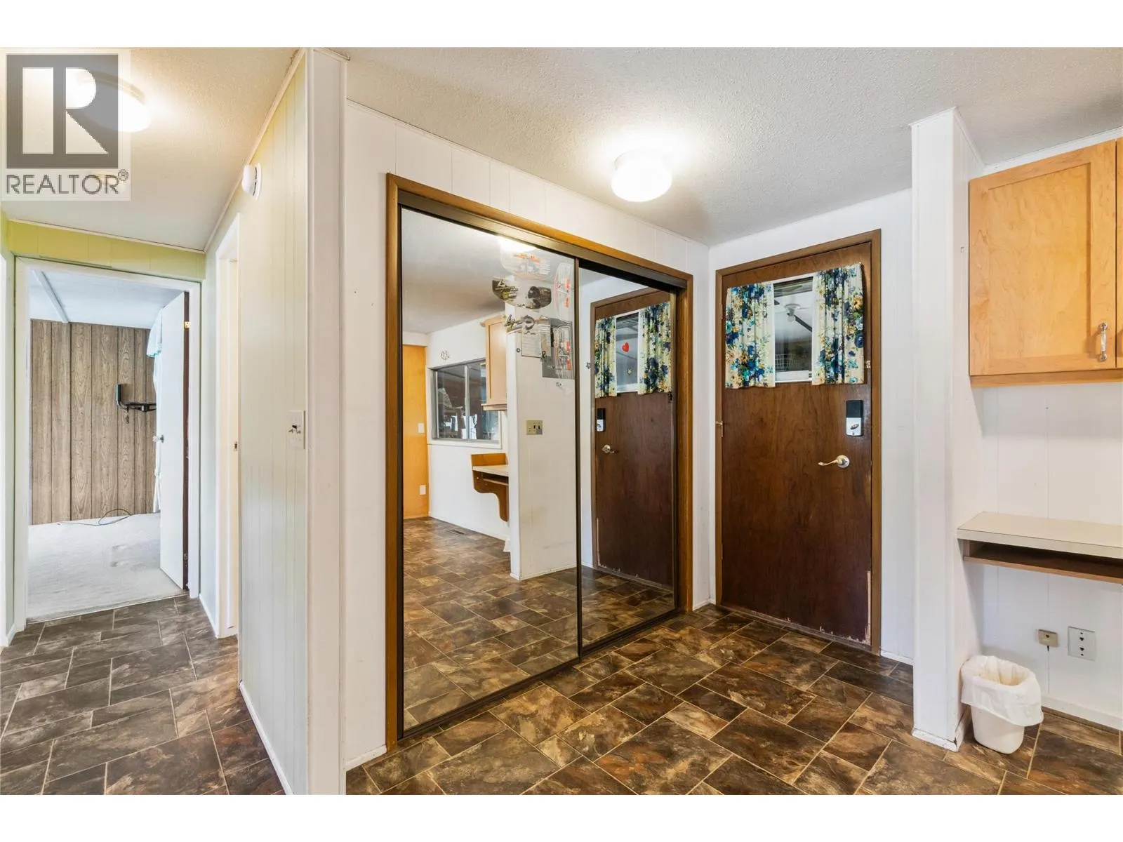 2662 CENTENNIAL Drive