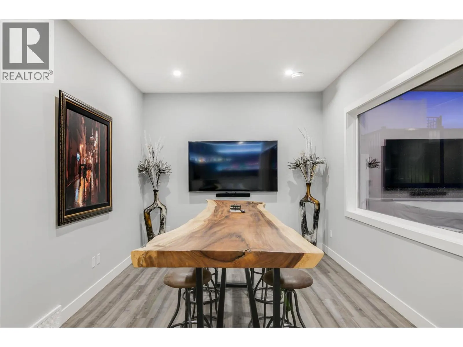 761 Highpointe Lane