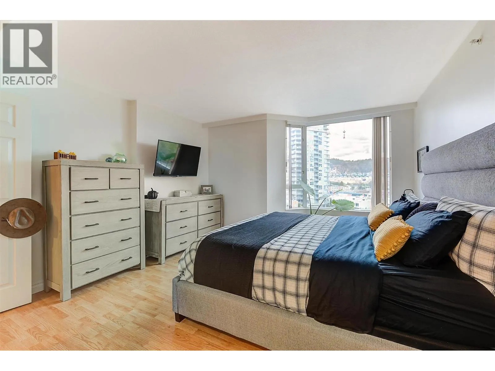 1160 Sunset Drive Unit# 804