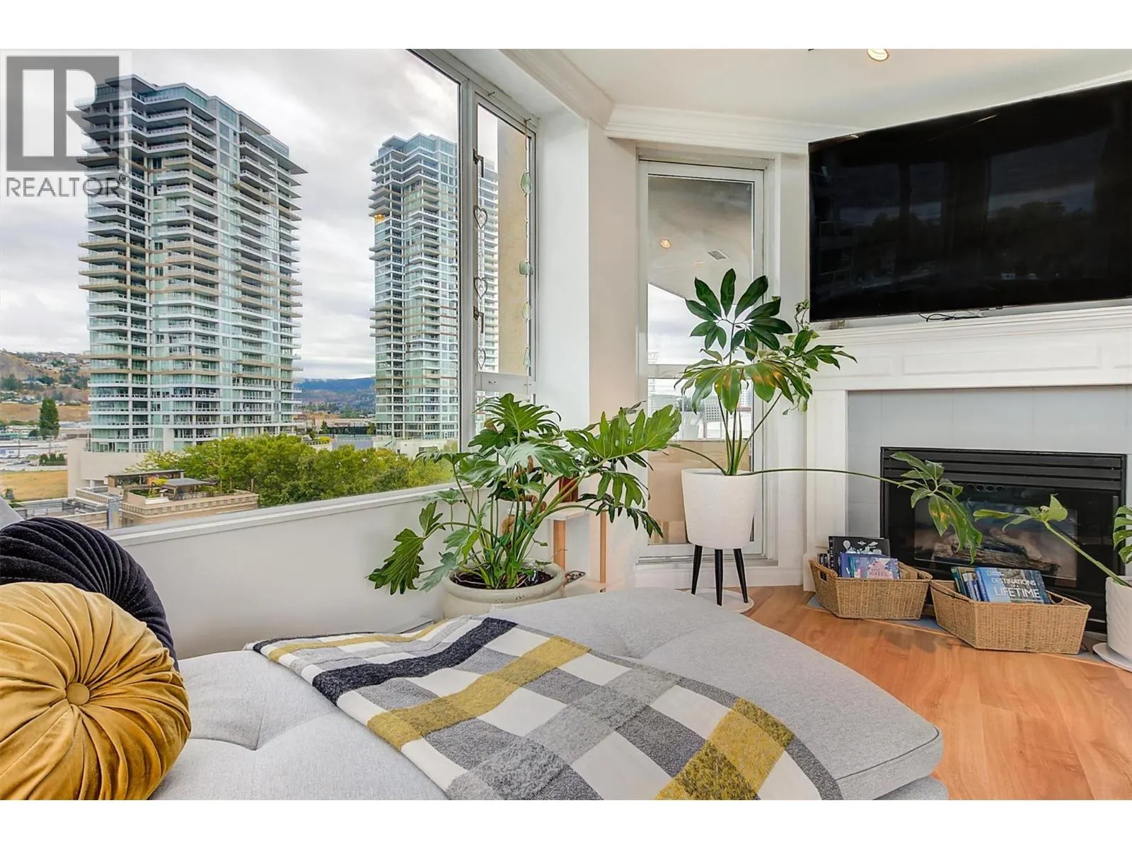1160 Sunset Drive Unit# 804