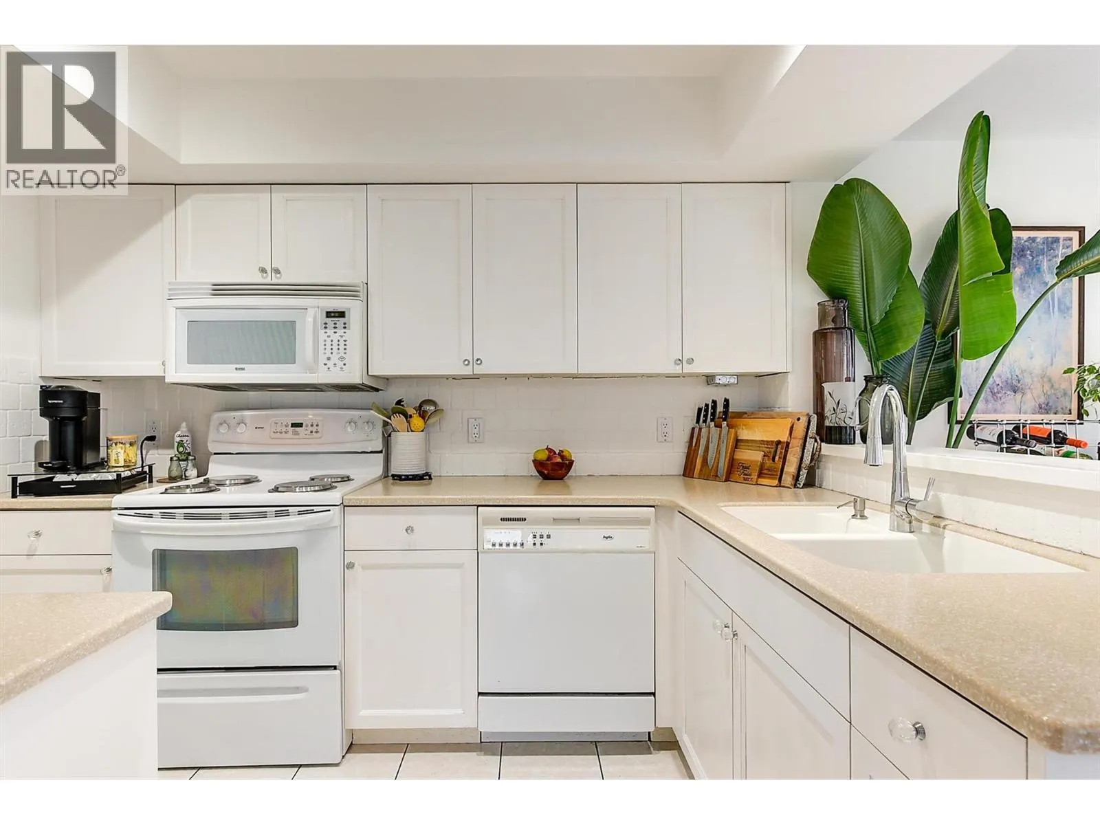 1160 Sunset Drive Unit# 804
