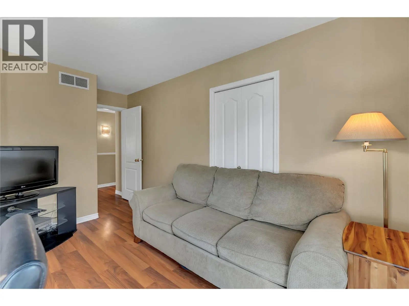 3008 Quail Crescent