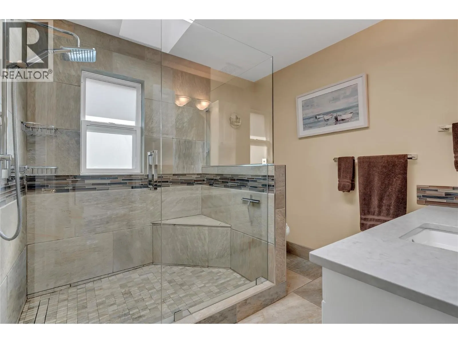 3008 Quail Crescent