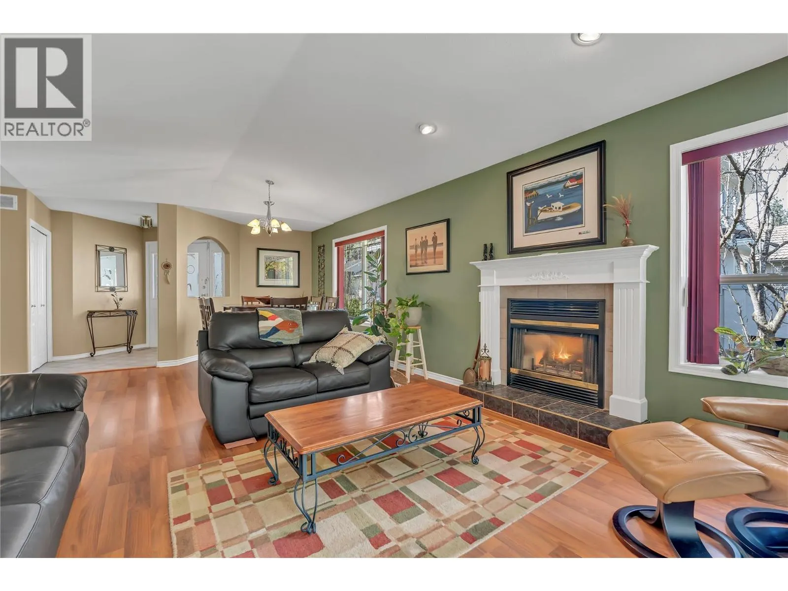 3008 Quail Crescent