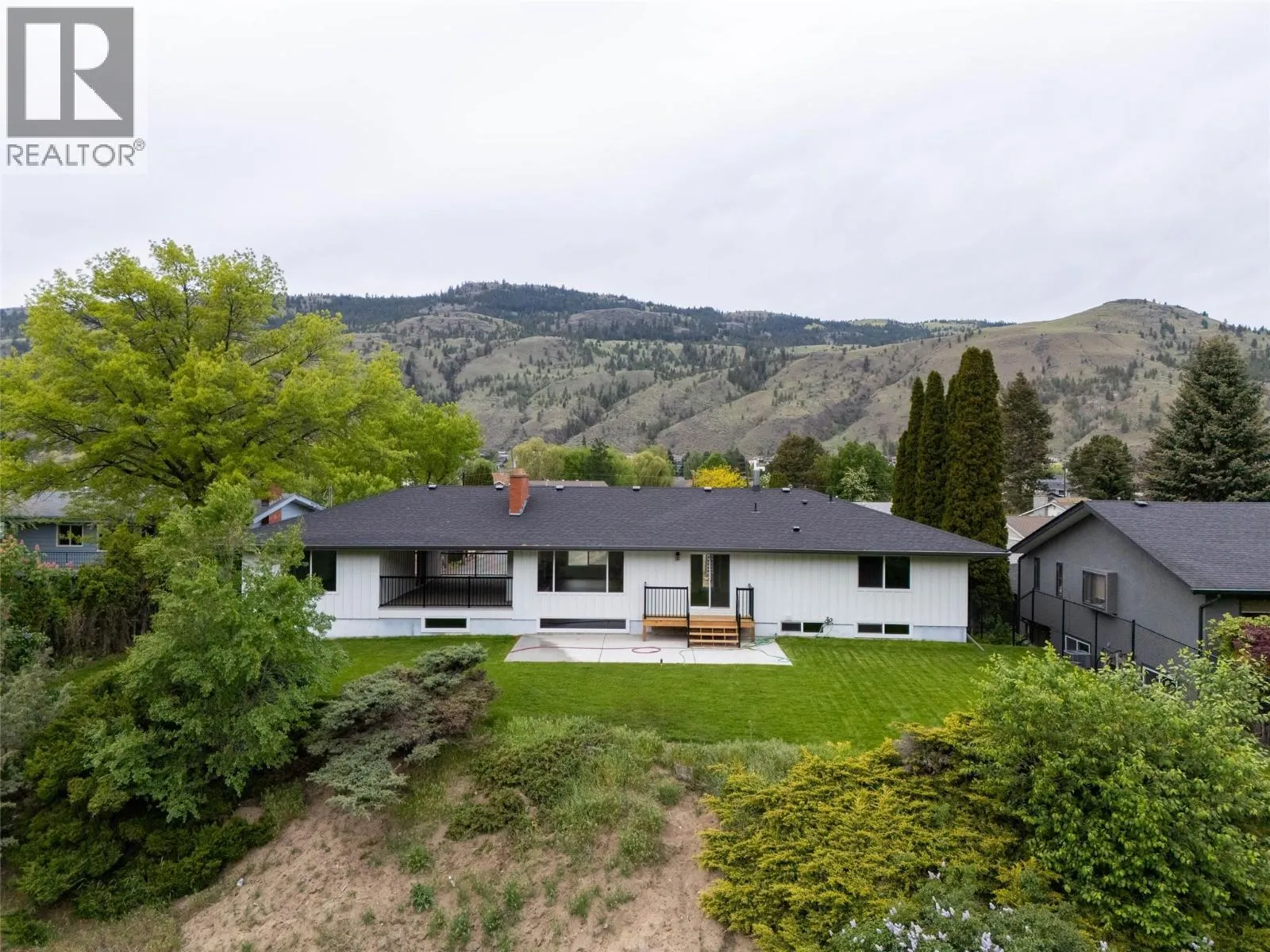3279 SCHUBERT Road