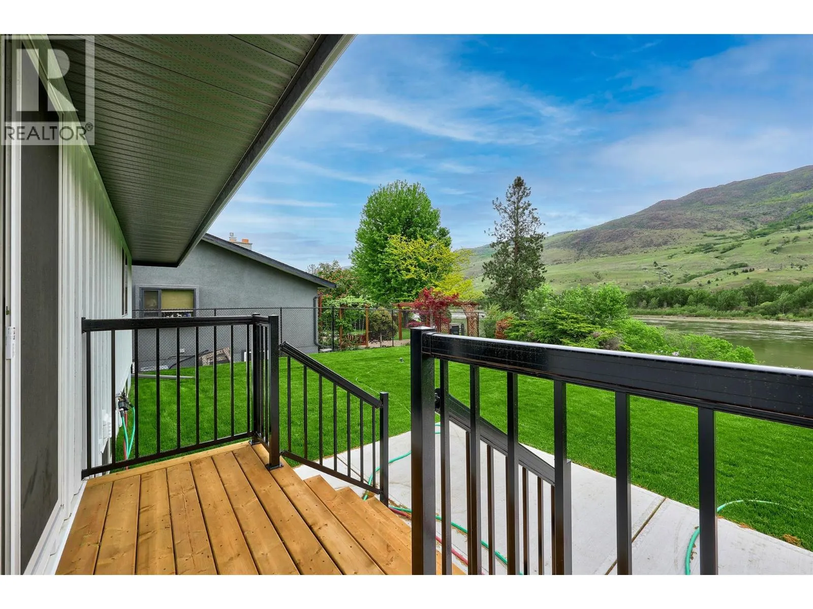 3279 SCHUBERT Road