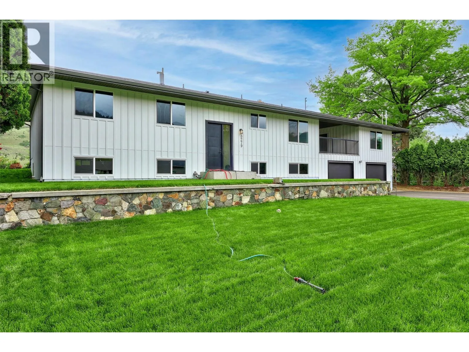 3279 SCHUBERT Road