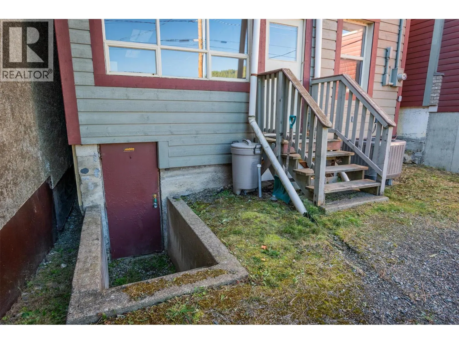 424 Front Street
