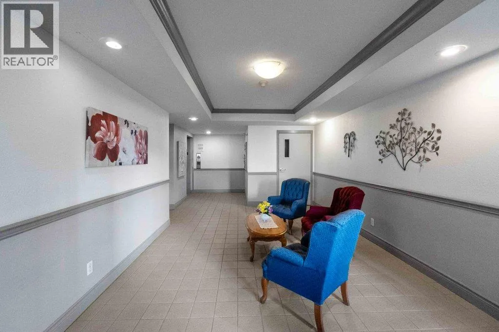 251 6 Street SE Unit# 104