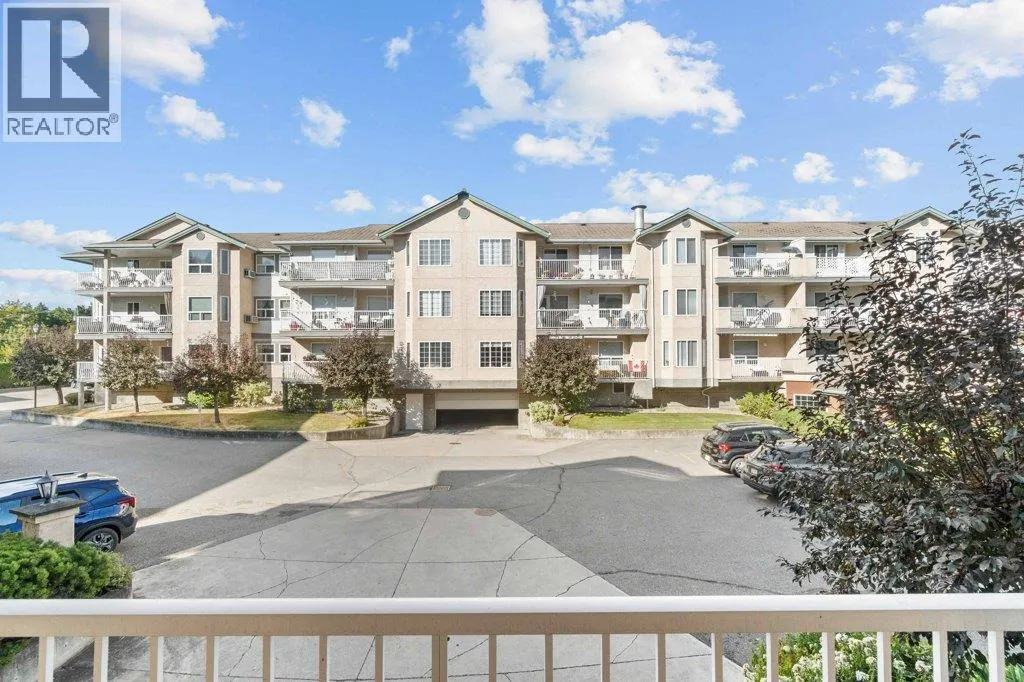 251 6 Street SE Unit# 104