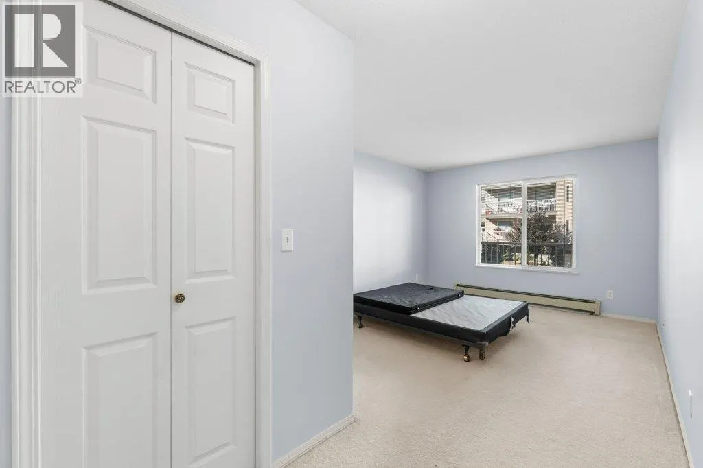251 6 Street SE Unit# 104