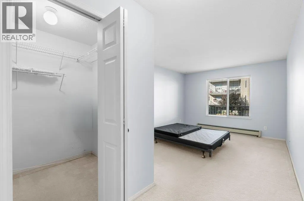 251 6 Street SE Unit# 104