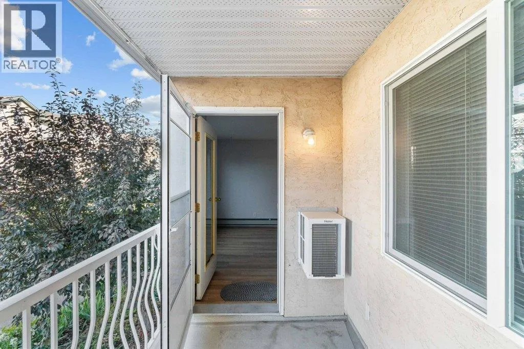 251 6 Street SE Unit# 104