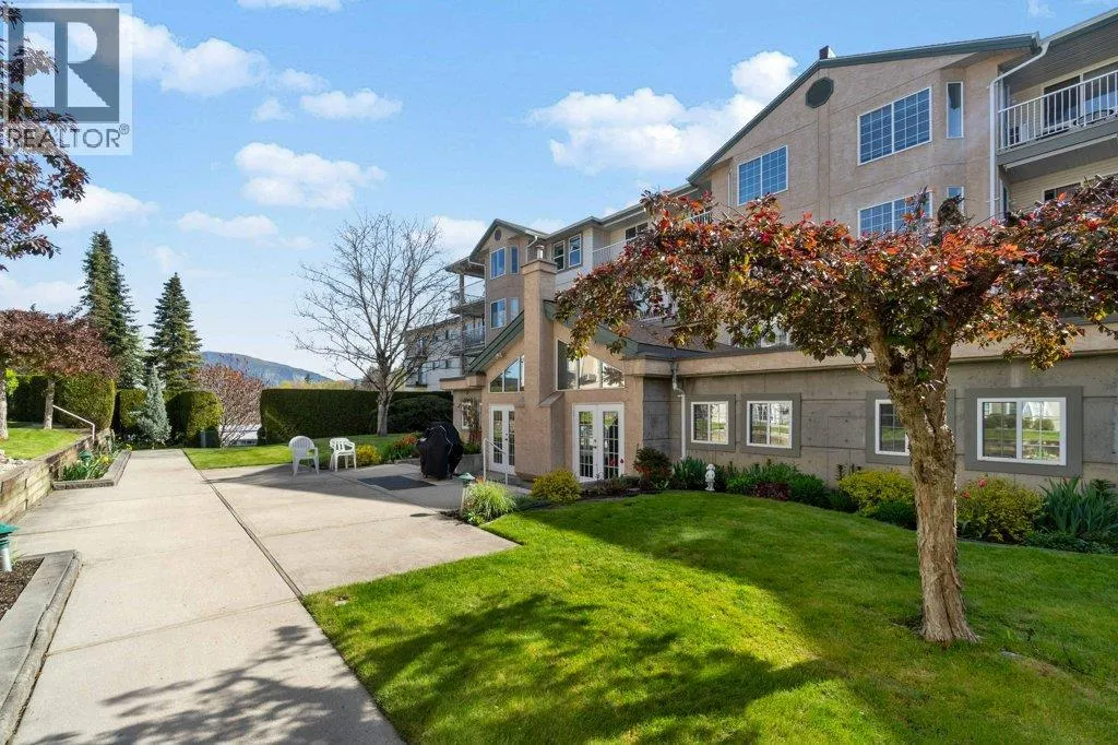 251 6 Street SE Unit# 104
