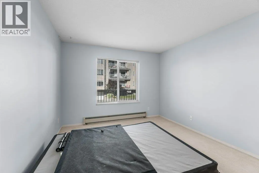 251 6 Street SE Unit# 104