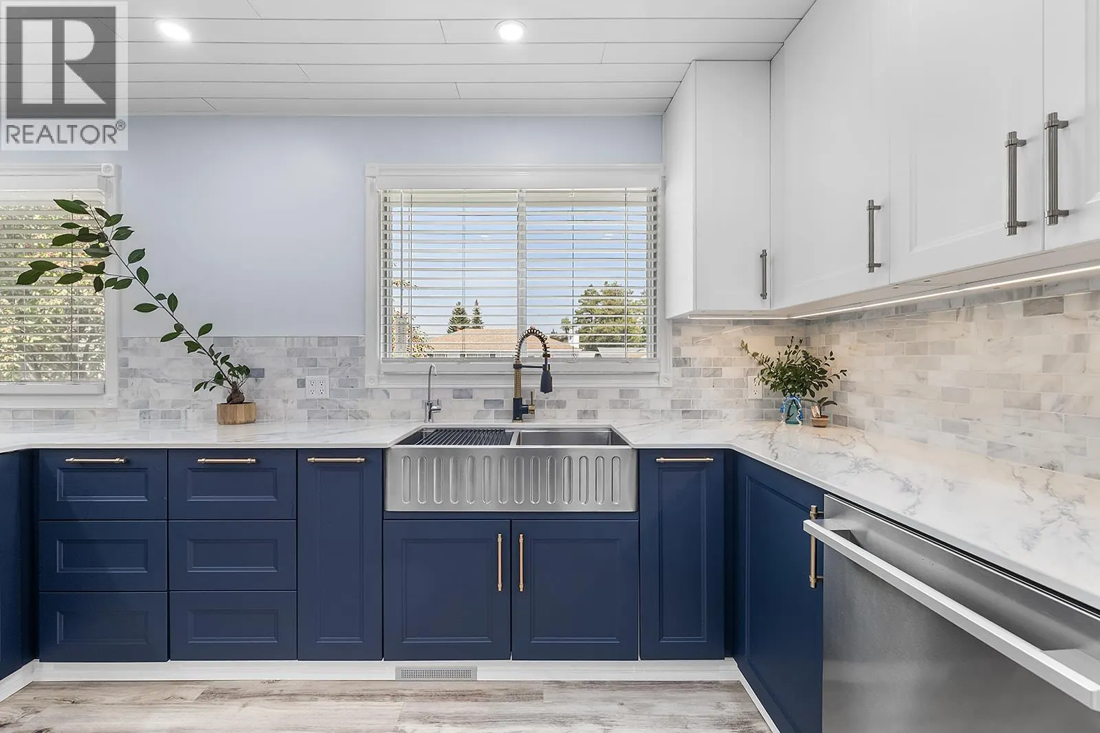 452 MOUNTAIN ASH Crescent