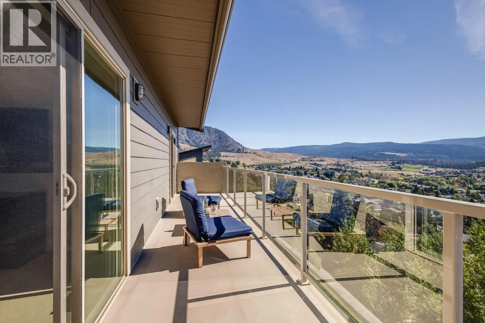 1040 Henderson Drive