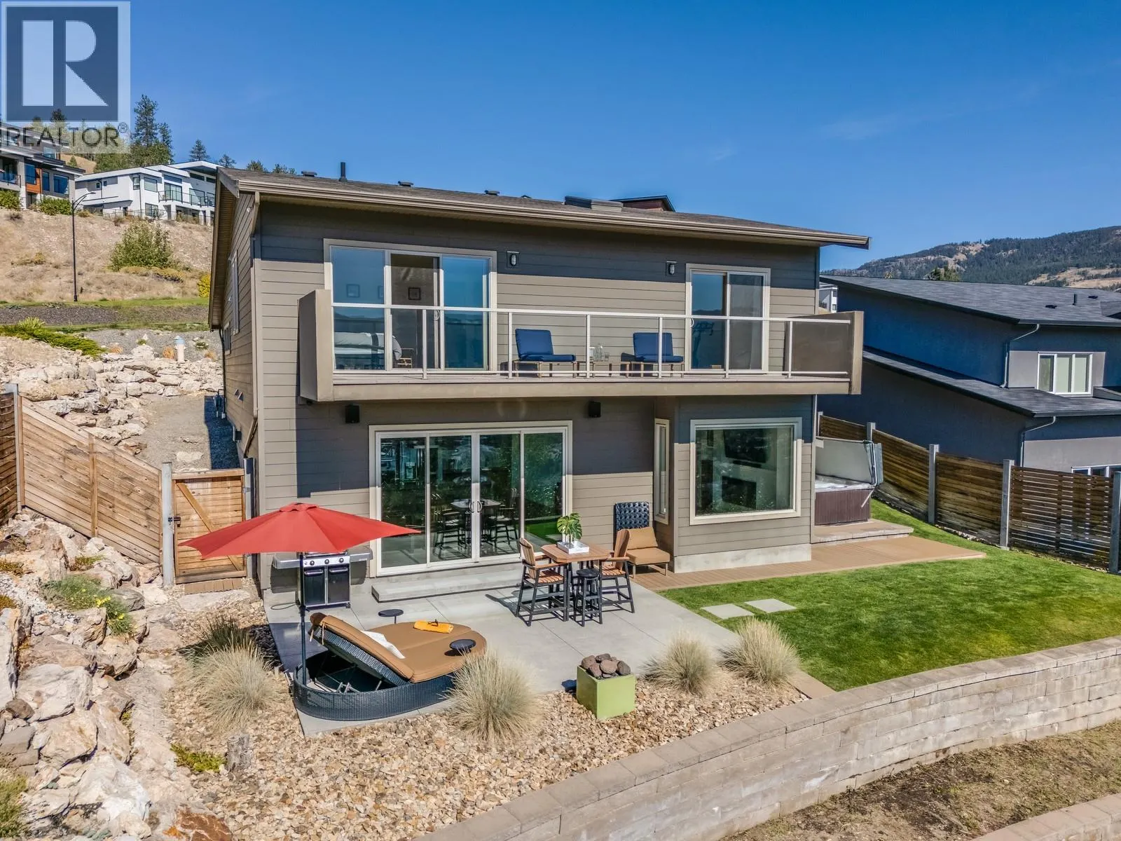1040 Henderson Drive