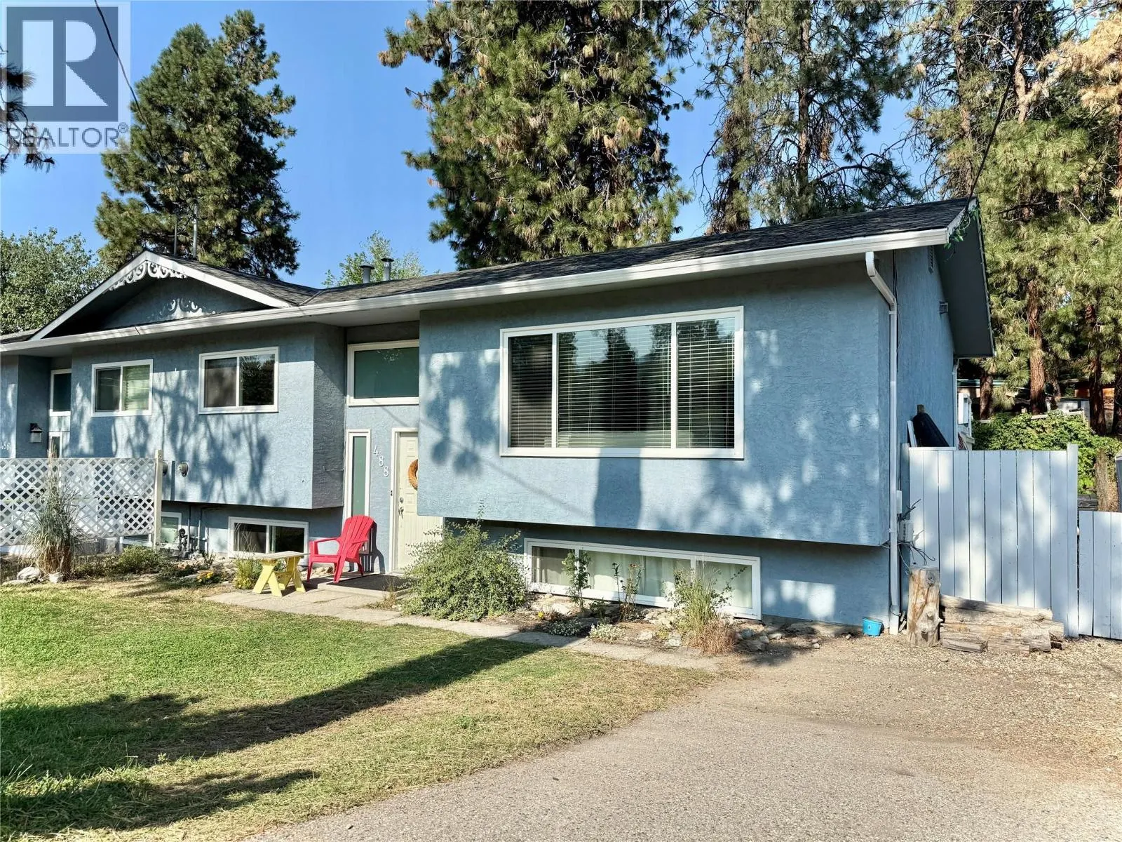 488 Stanley Crescent
