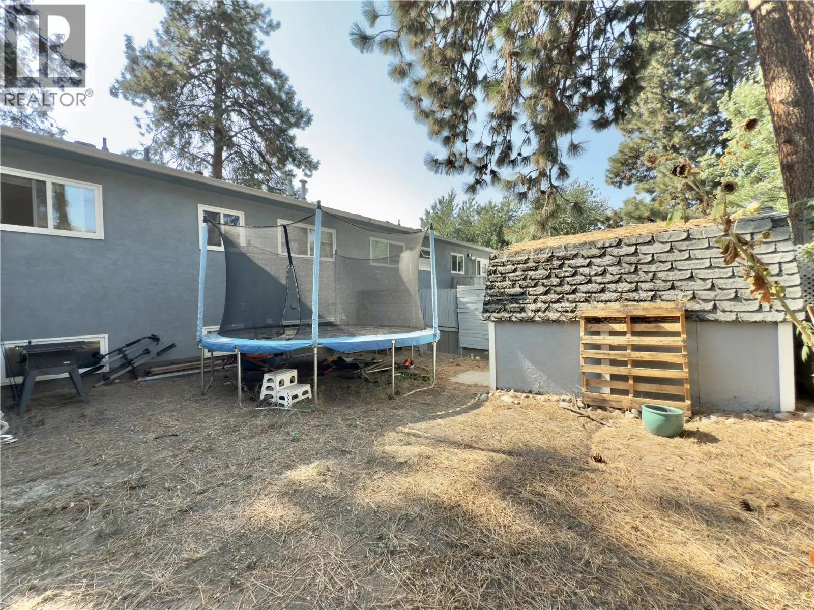 488 Stanley Crescent