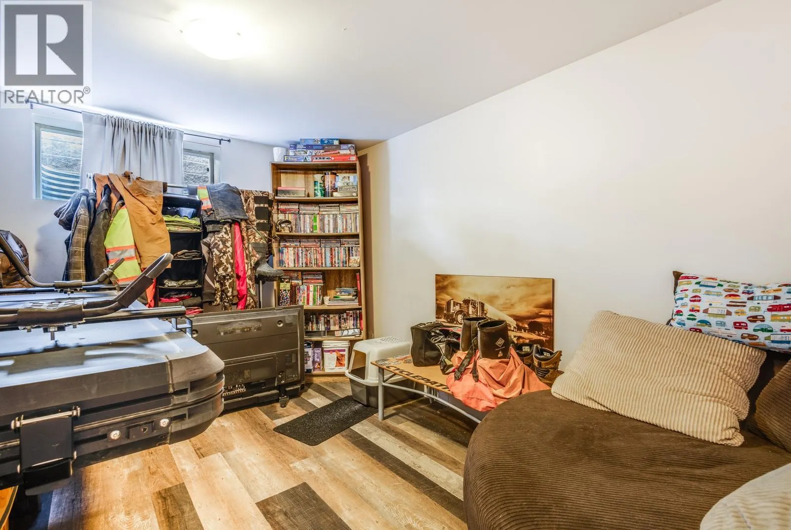 1843 Golbeck Court