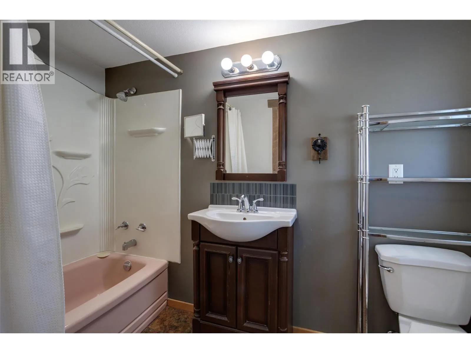 1375 Green Bay Road Unit# 20A