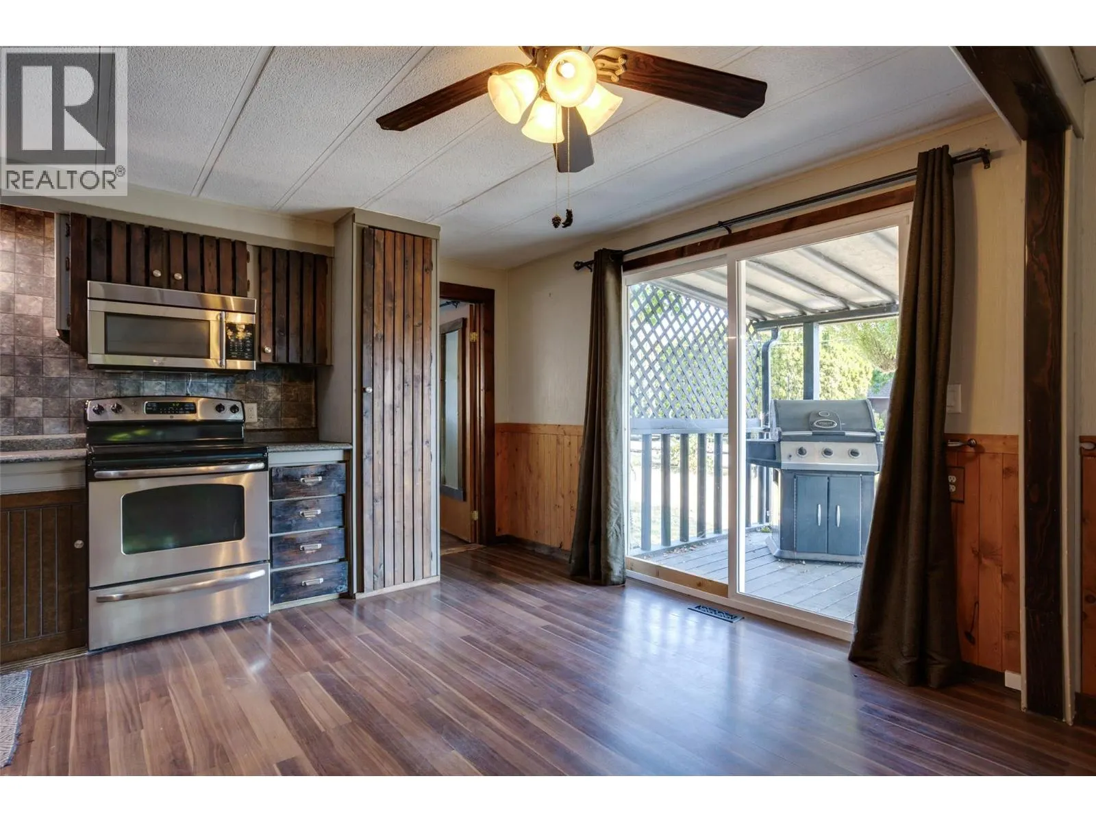1375 Green Bay Road Unit# 20A