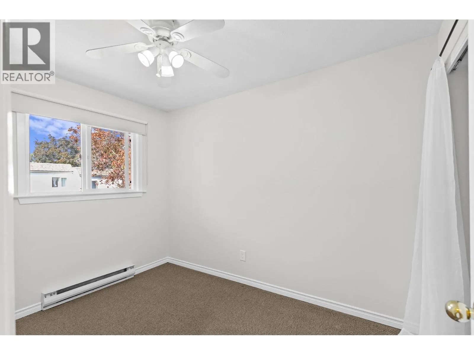 1985 Burtch Road Unit# 32