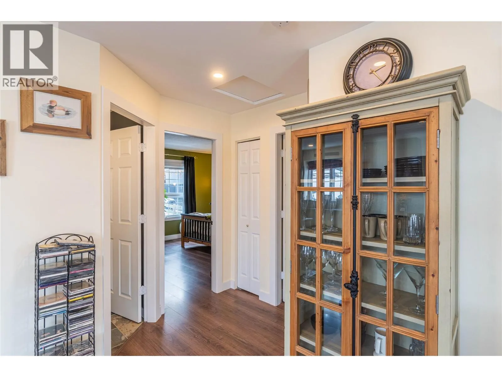 2020 Van Horne Drive Unit# 13