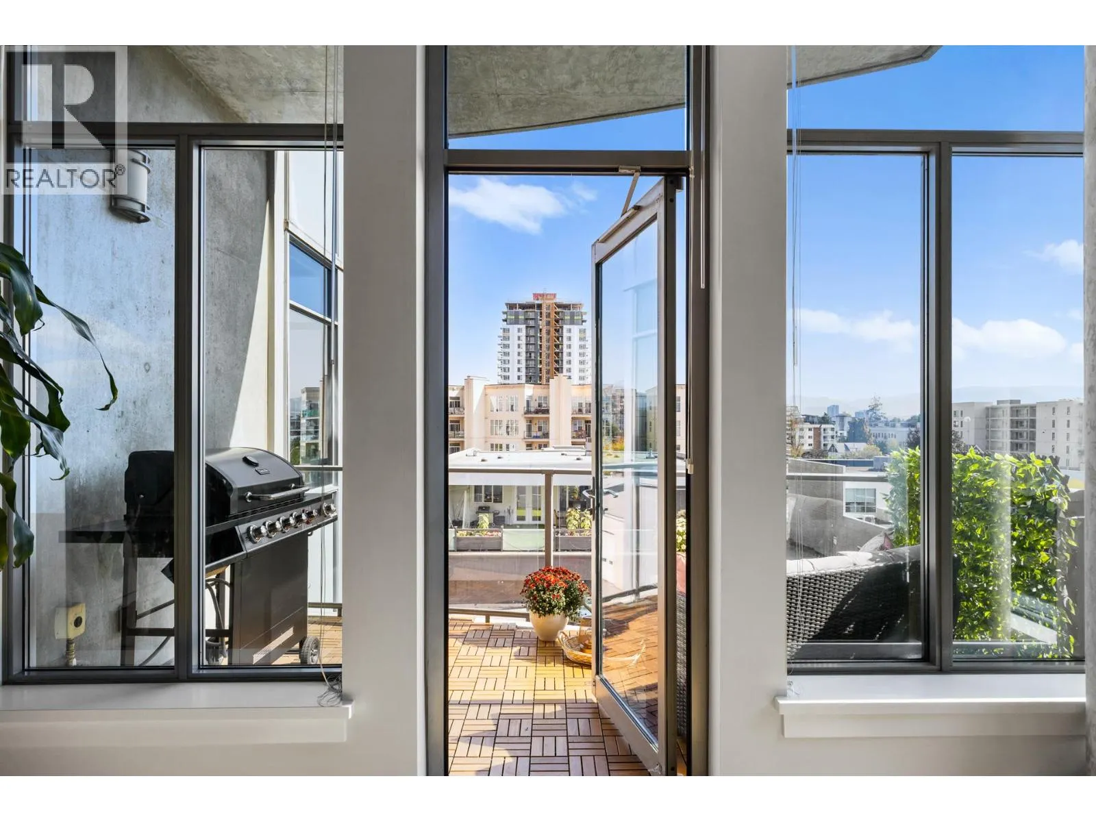 1329 Ellis Street Unit# 304