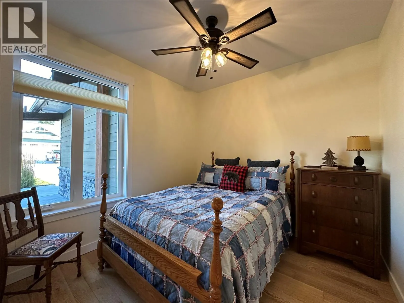 1881 FOXWOOD Trail