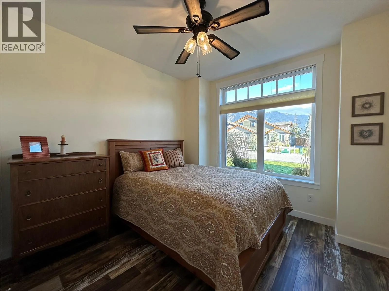 1881 FOXWOOD Trail