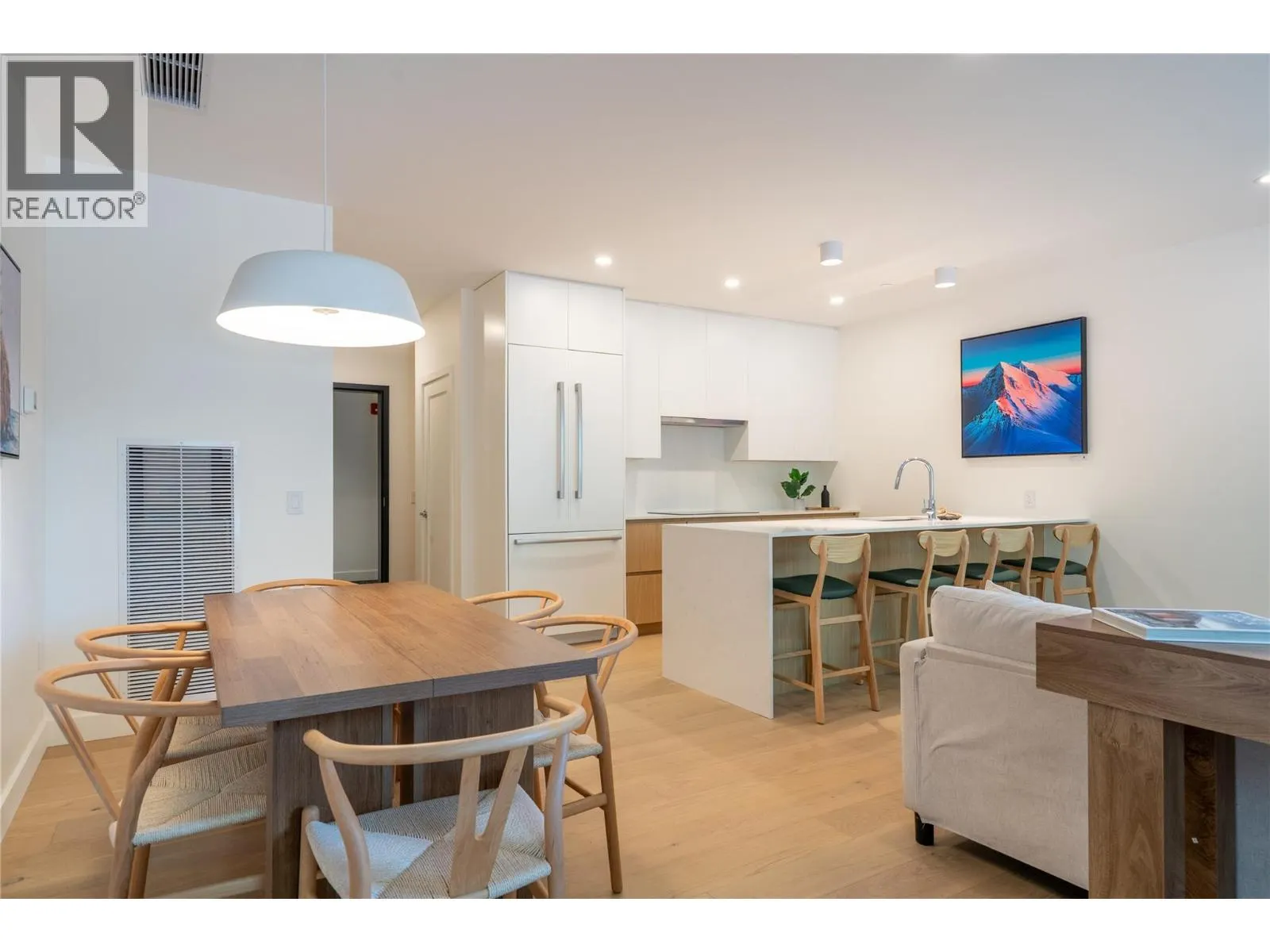 1702 Coursier Avenue Unit# 1111